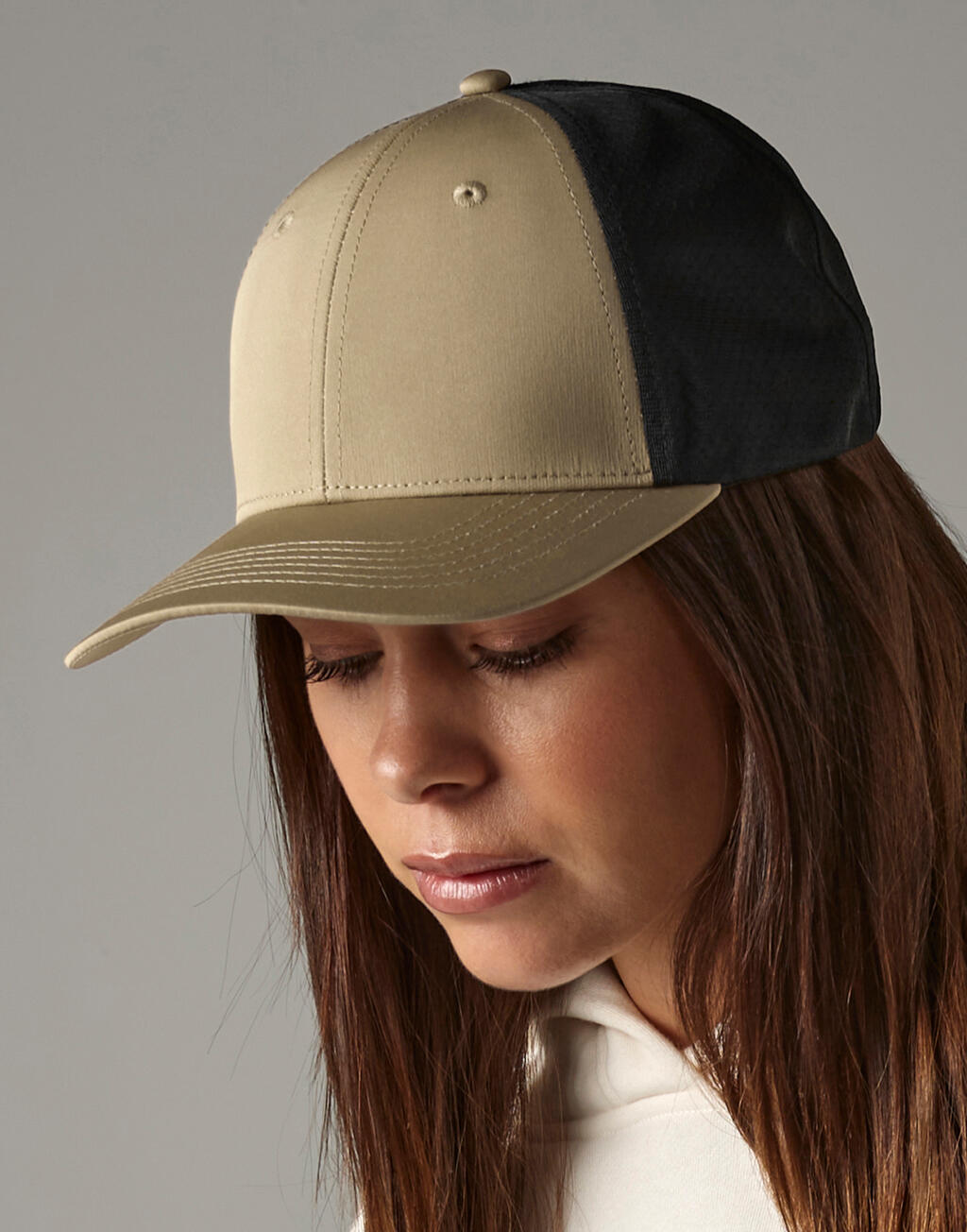 Technical Mesh Trucker