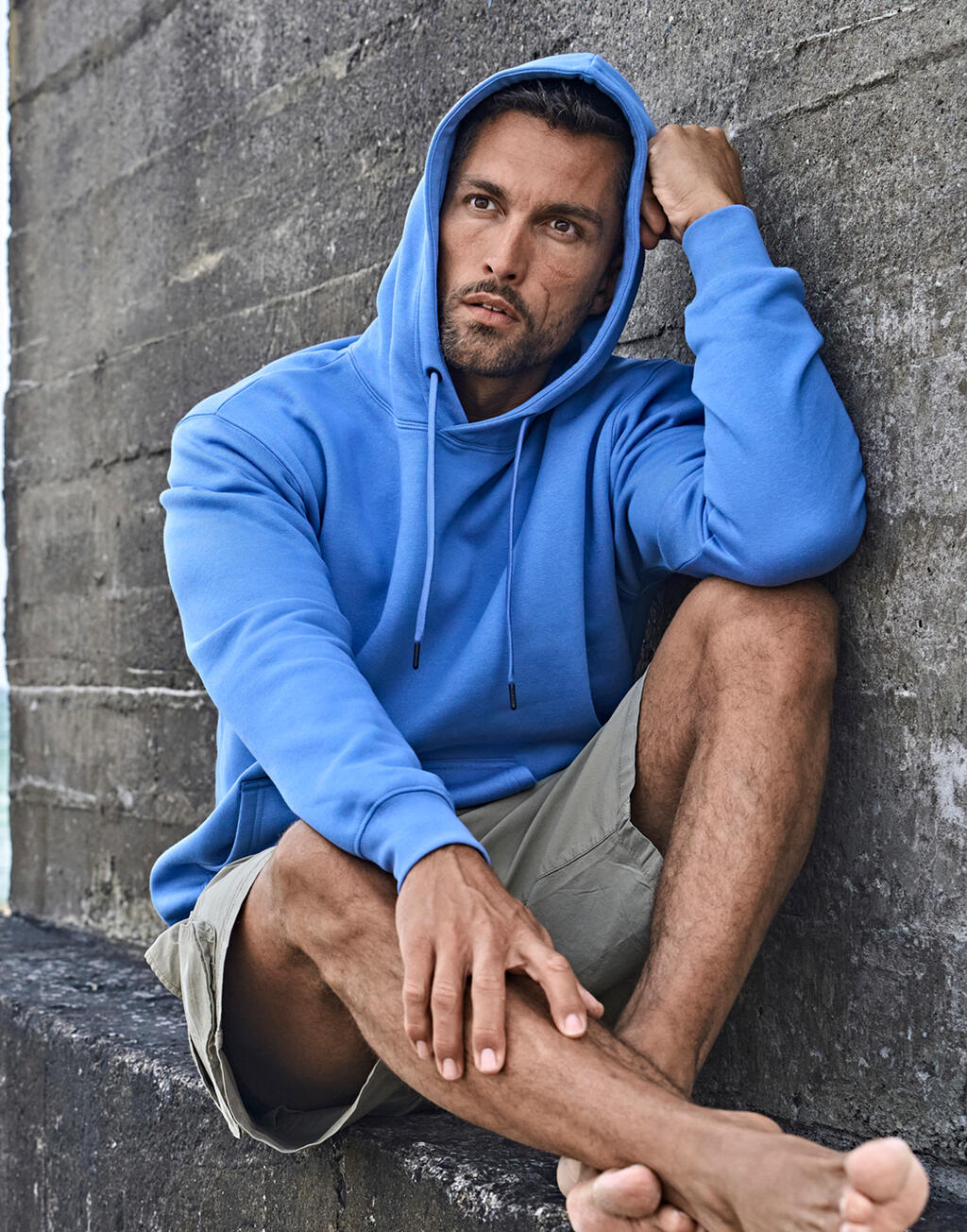 Hooded Sweat