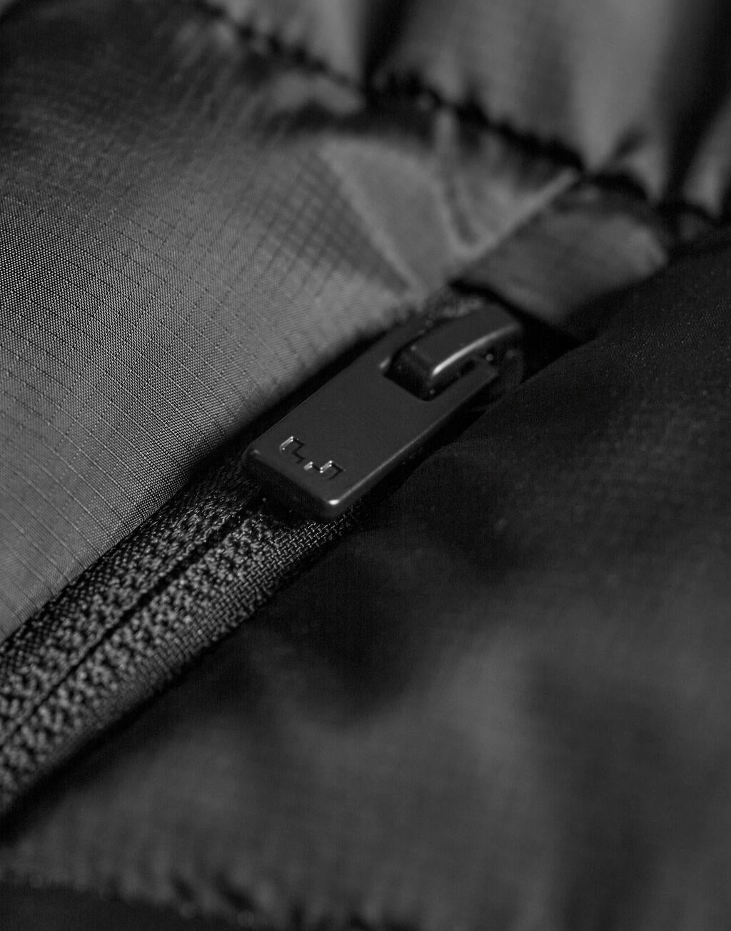 Lite Hoodie
