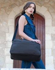 Onyx Weekender